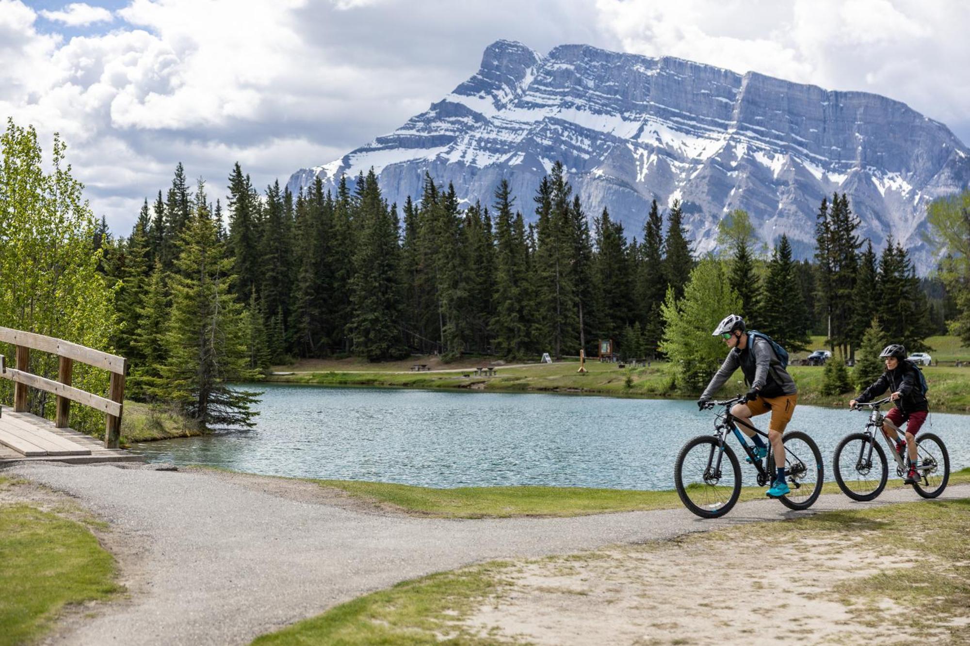 The Juniper Hotel & Bistro Banff Luaran gambar
